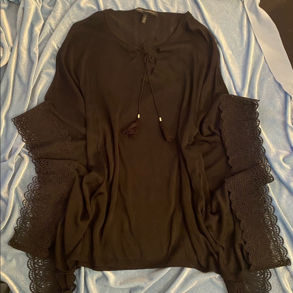 Black loose top
